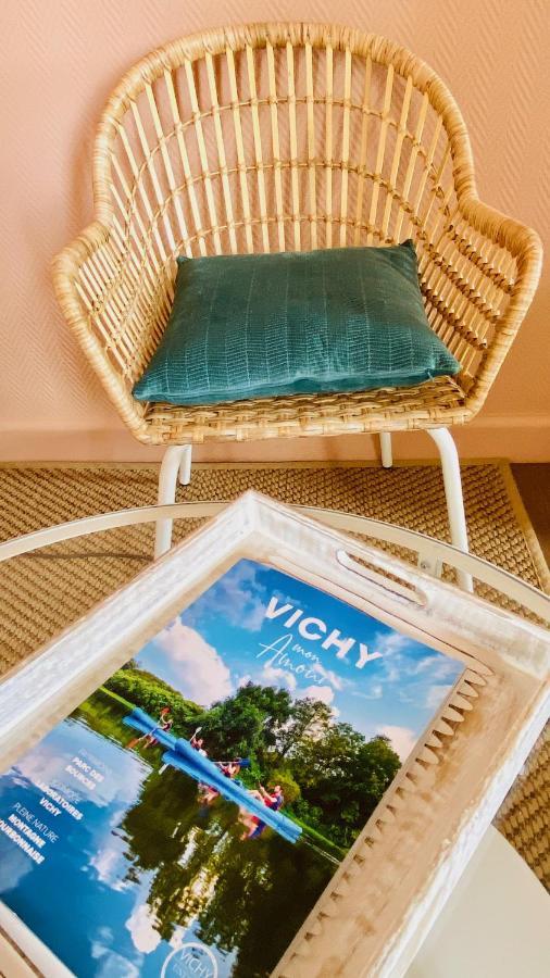 Le Vichy Centre, Spacieux Et Cosy T2 Avec Vue, Au Calme Exteriör bild
